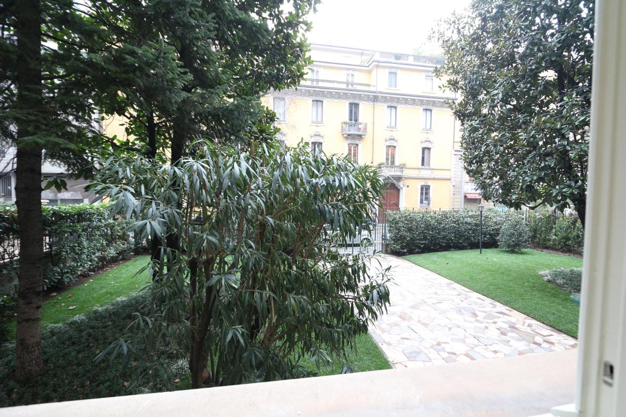 Bamboo Milano Centrale Exterior photo